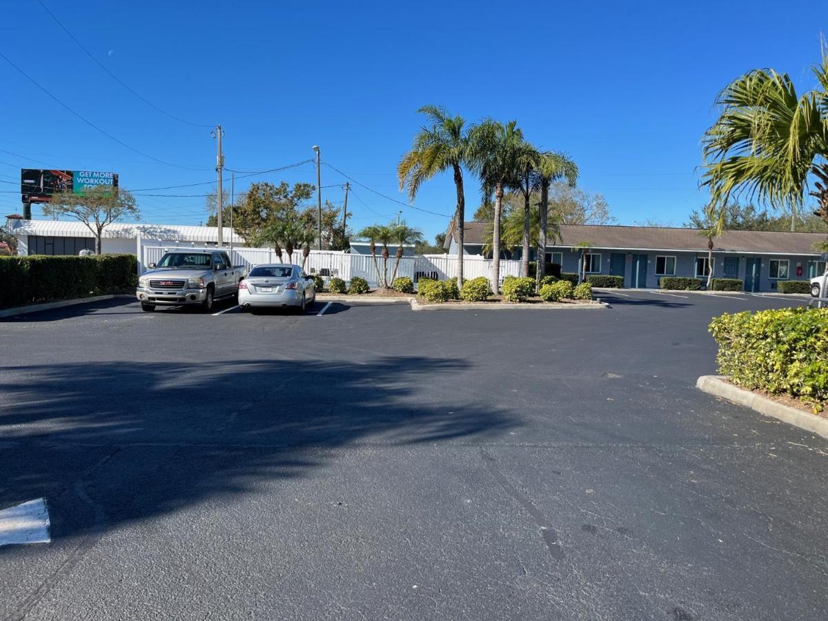 Brandon Motor Lodge Bagian luar foto