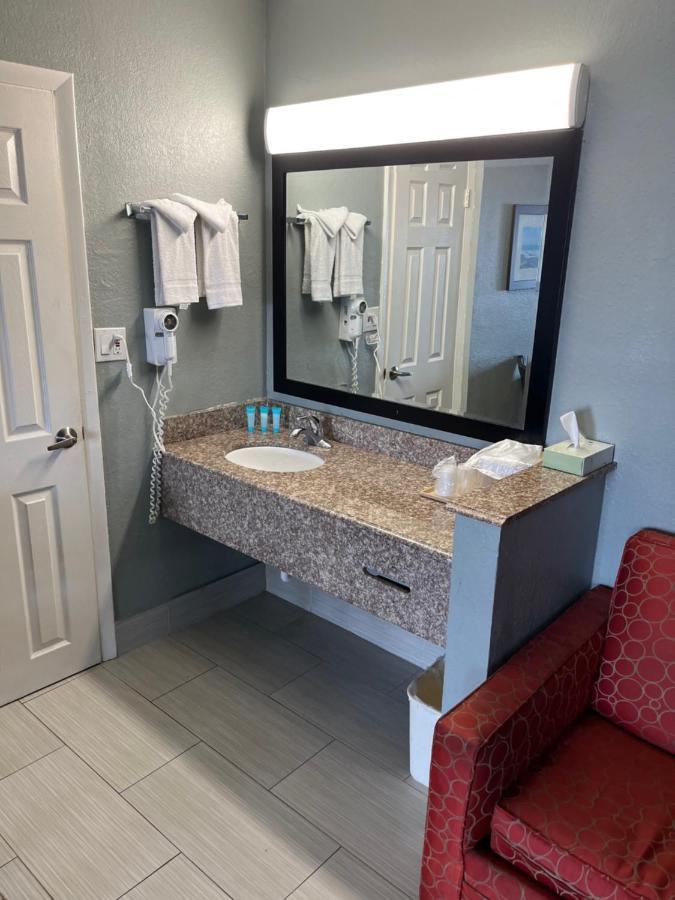 Brandon Motor Lodge Bagian luar foto