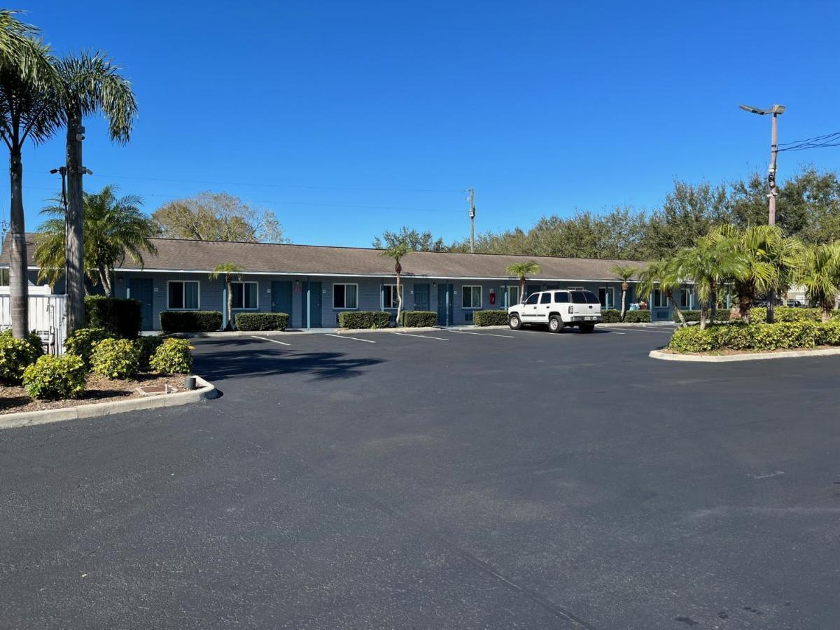 Brandon Motor Lodge Bagian luar foto