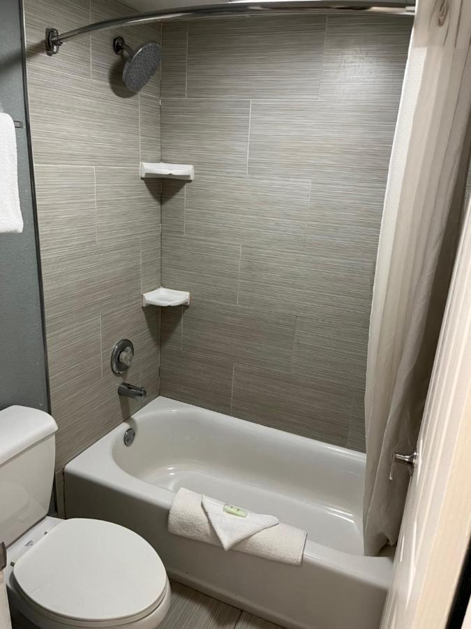 Brandon Motor Lodge Bagian luar foto