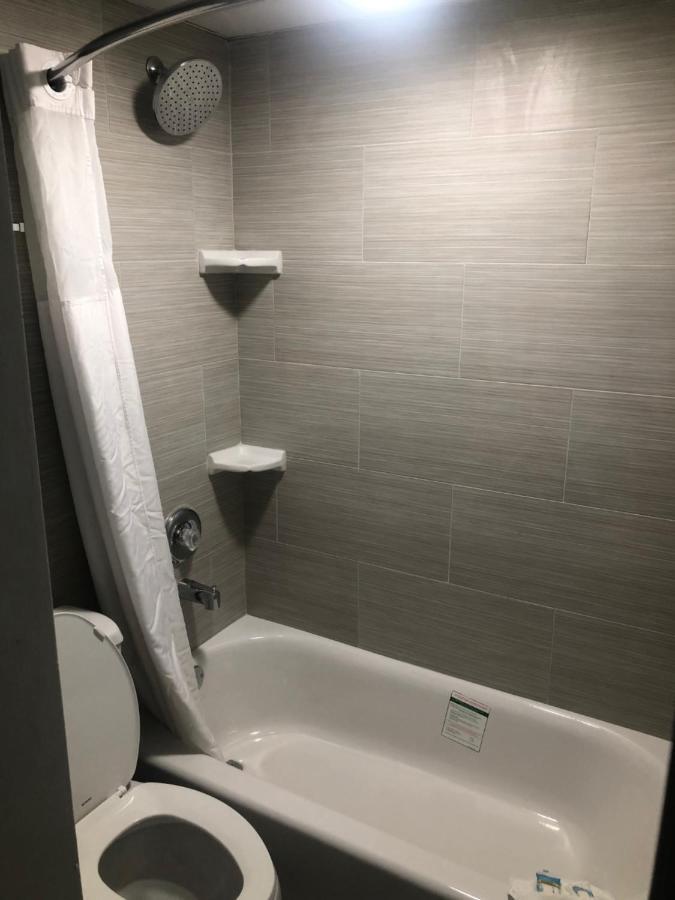 Brandon Motor Lodge Bagian luar foto